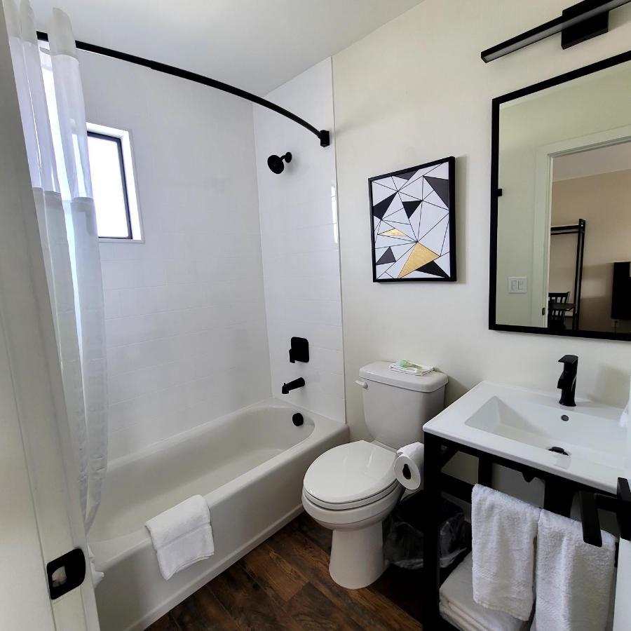 Richland Inn And Suites Екстериор снимка